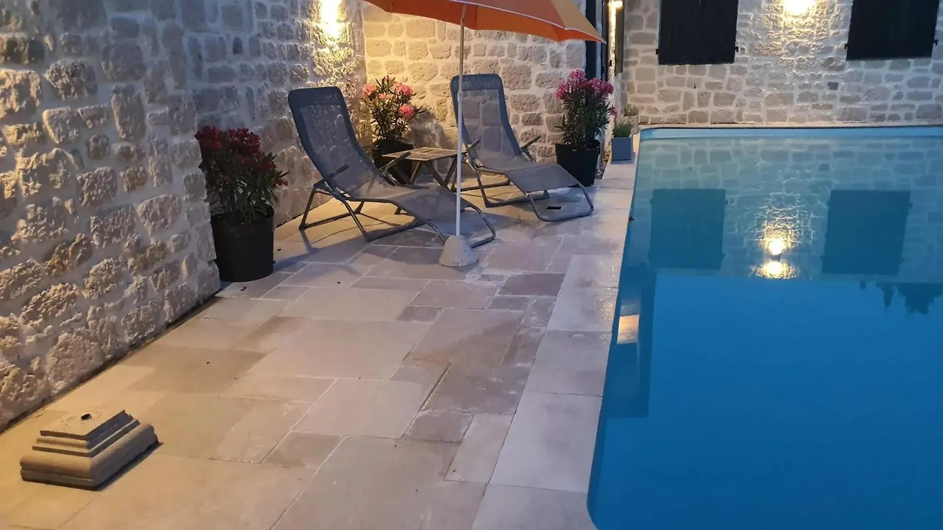 Ferienhaus Maison Charmante A Montfermier Avec Piscine Privee